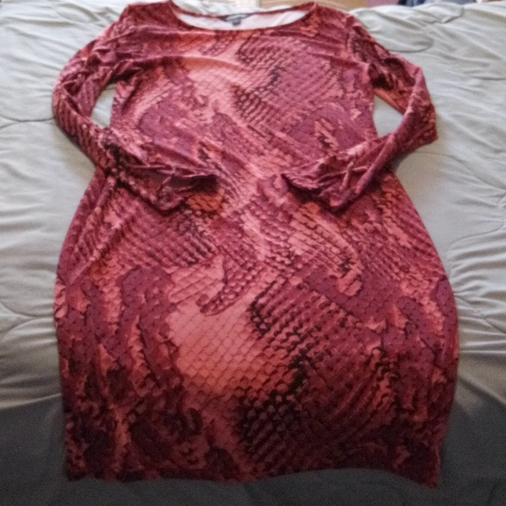 WOMENS SZ L PROJECT RUNWAY DRESS